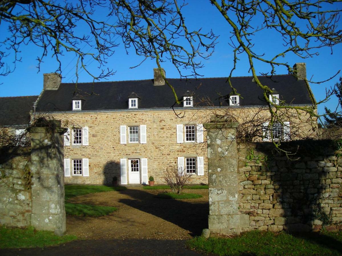 Les chambres du Manoir de Kerhel Locoal-Mendon Extérieur photo