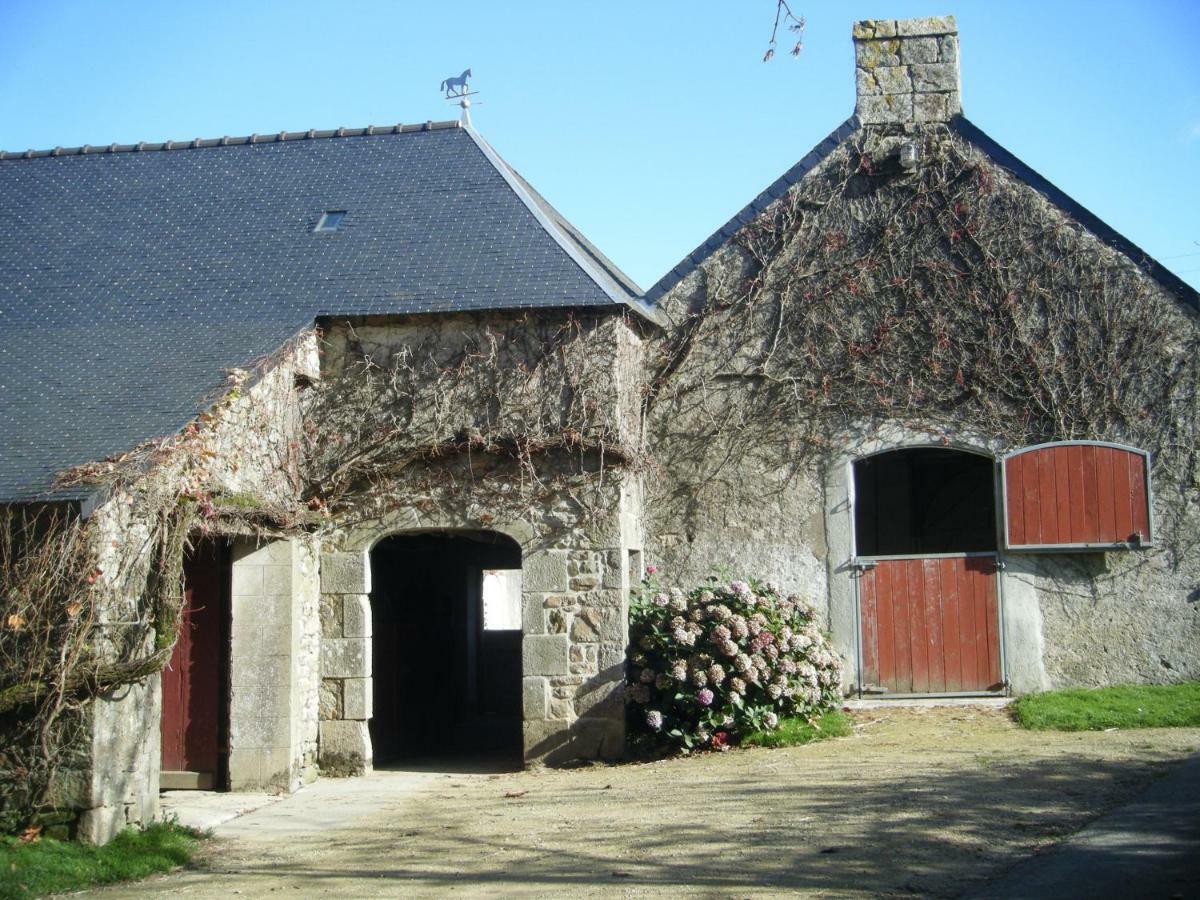 Les chambres du Manoir de Kerhel Locoal-Mendon Extérieur photo