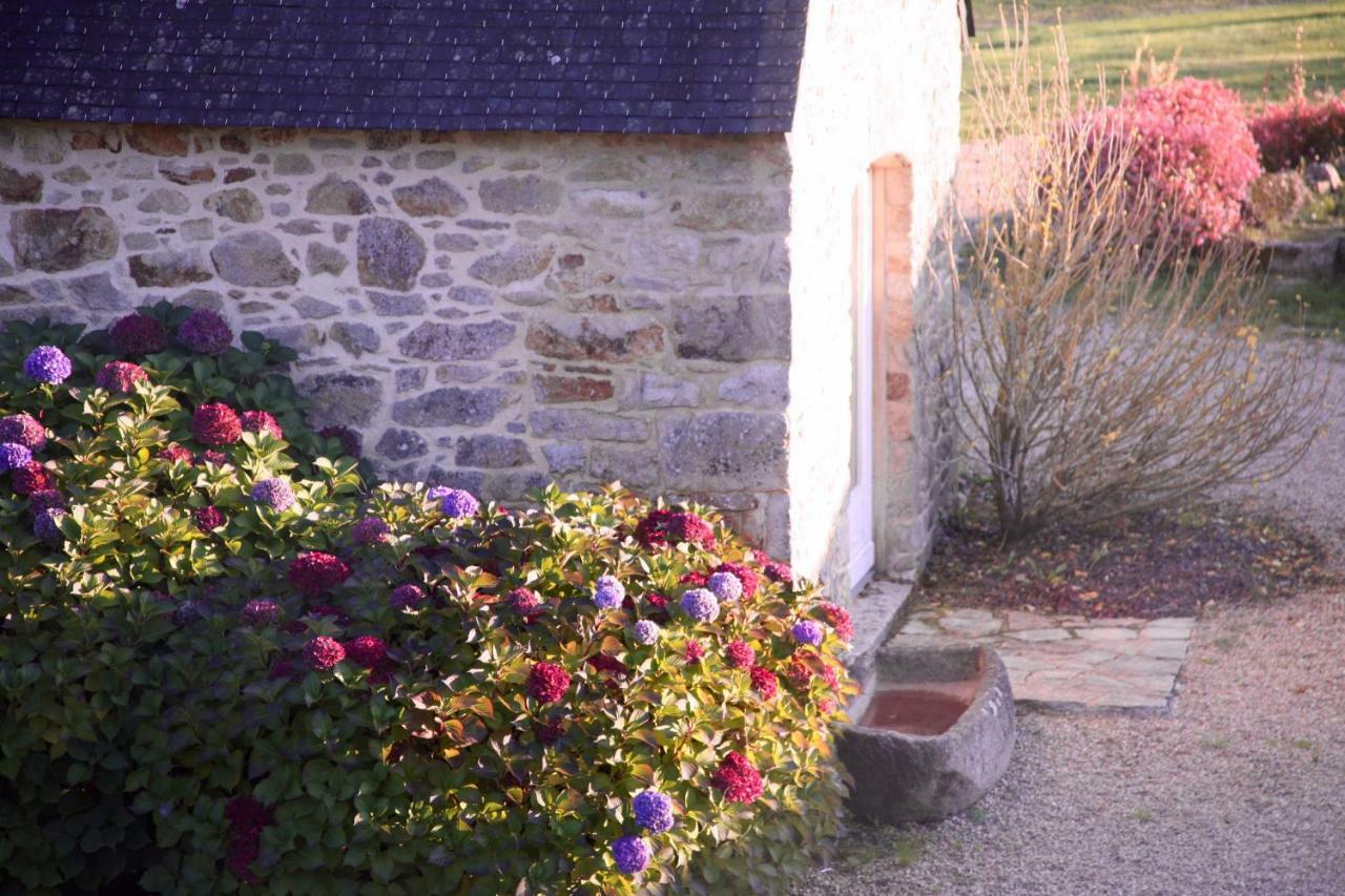 Les chambres du Manoir de Kerhel Locoal-Mendon Extérieur photo